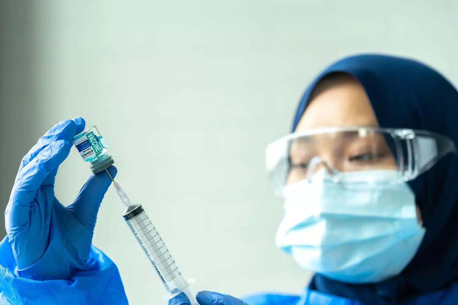 Kenali Vaksin Meningitis dan Persyaratannya untuk Umroh